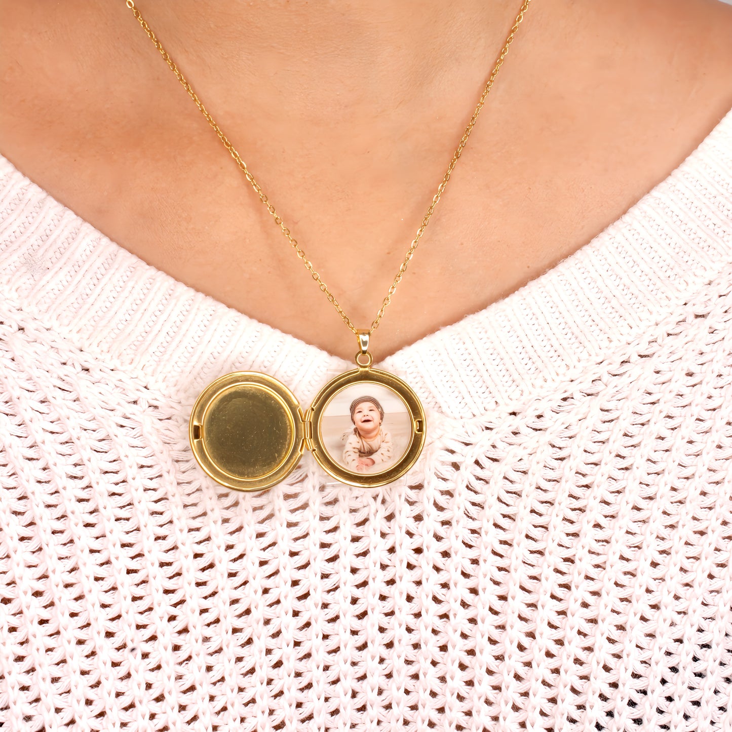 round photo locket