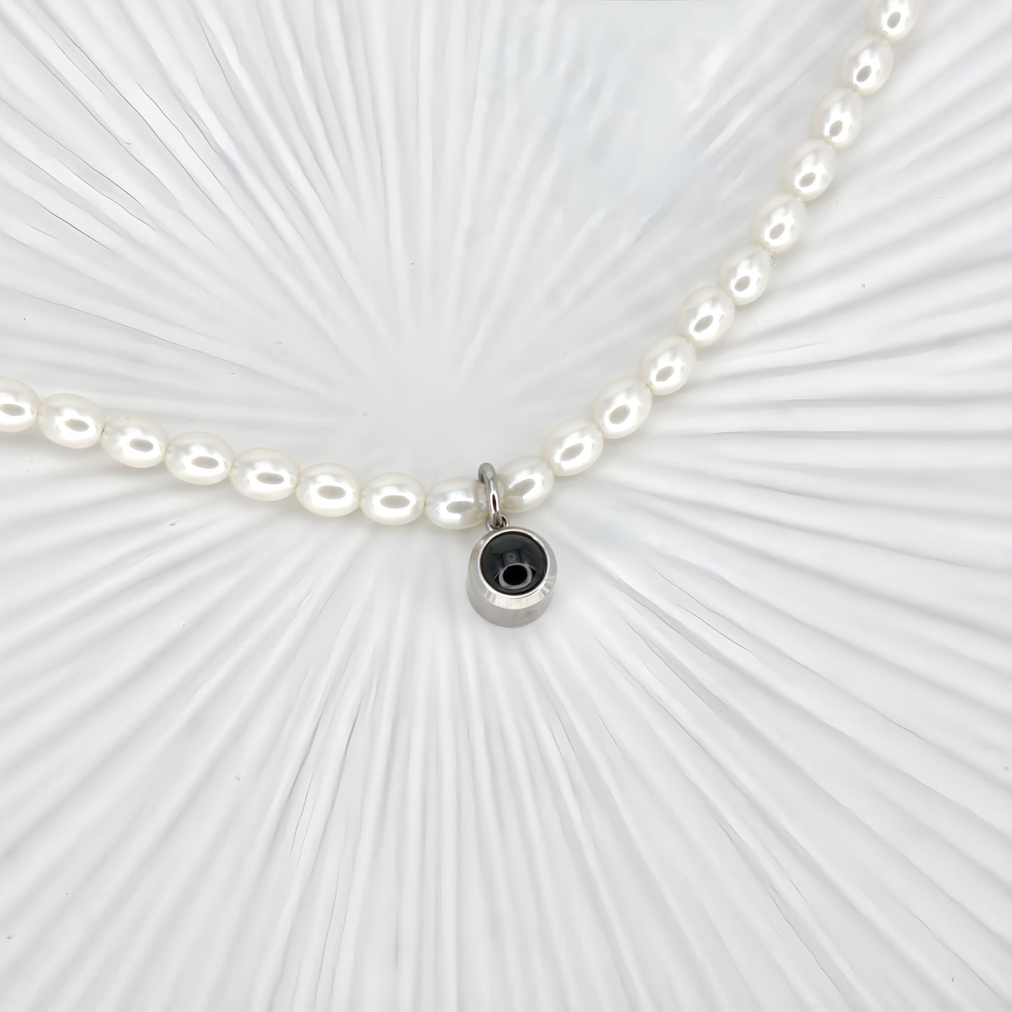 pure pearl projection necklace