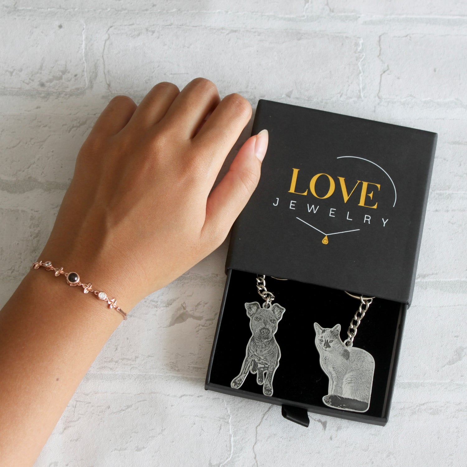 Photo of memorial jewelry with projection bracelet