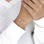Pulsera con proyección de colgante de corazón de diamantes