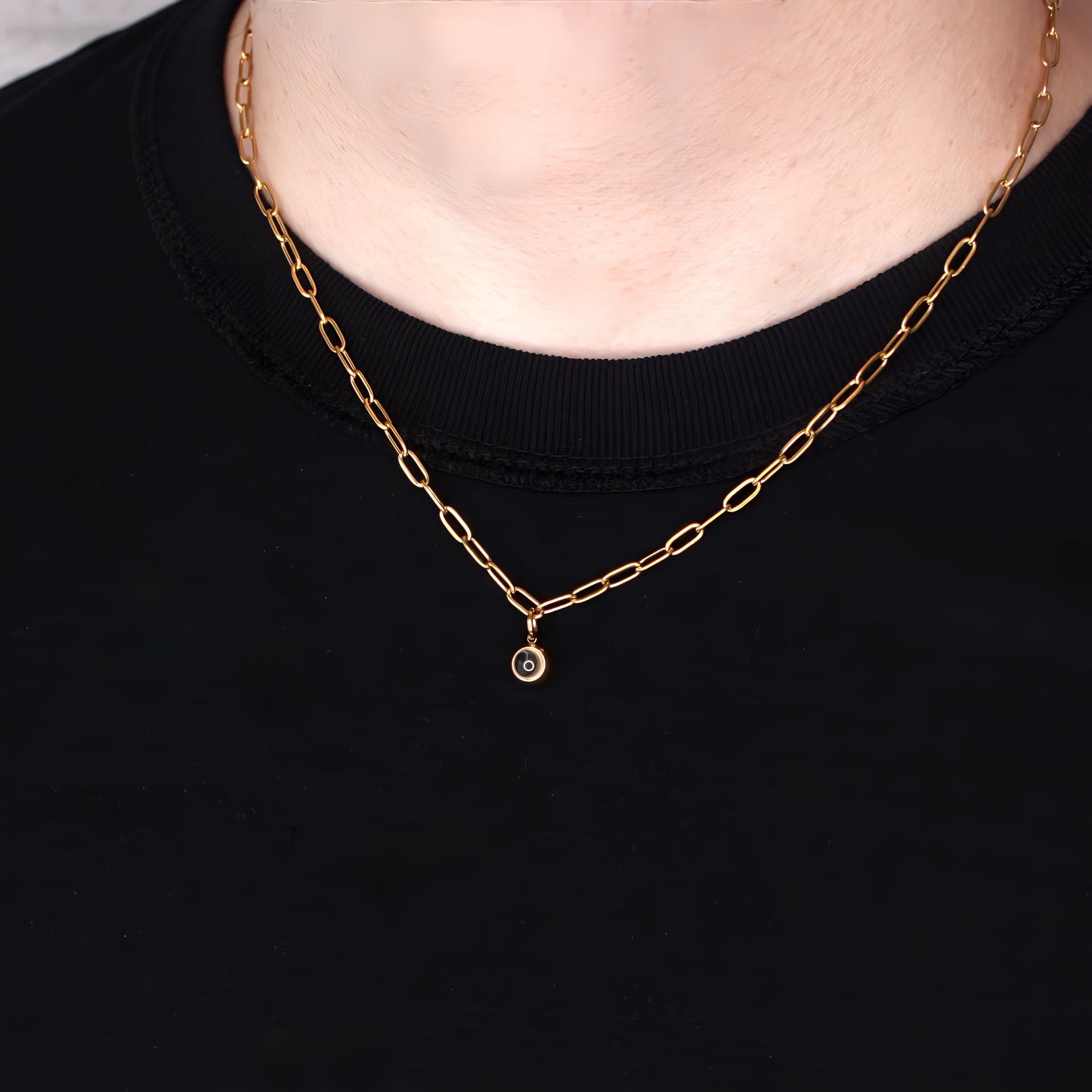 minimalist cuban projection necklace