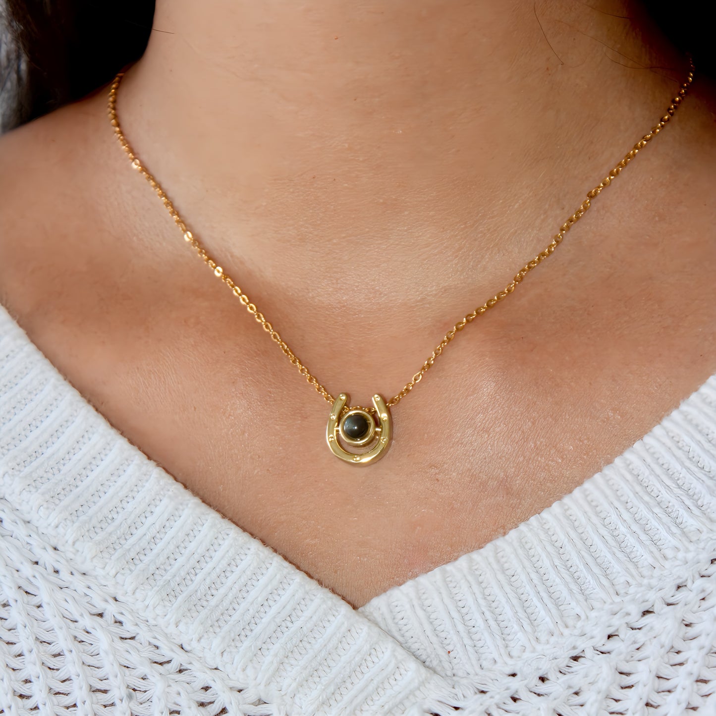 horseshoe lucky charm projection necklace