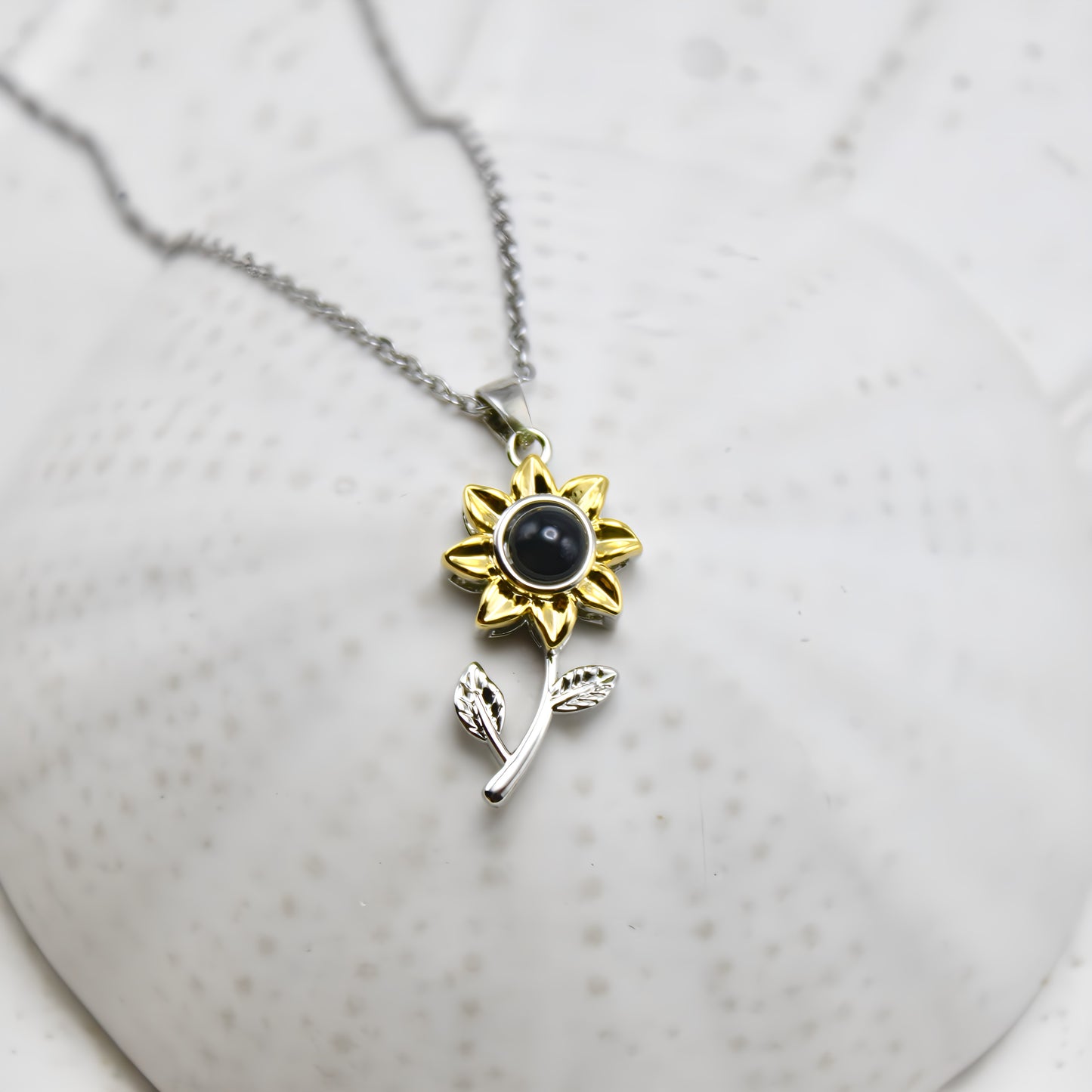 eternal sunflower projection necklace