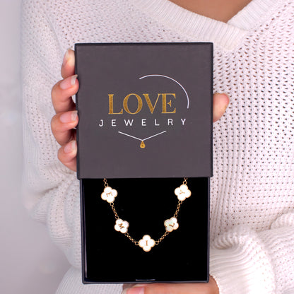 Clover Engraved Necklace