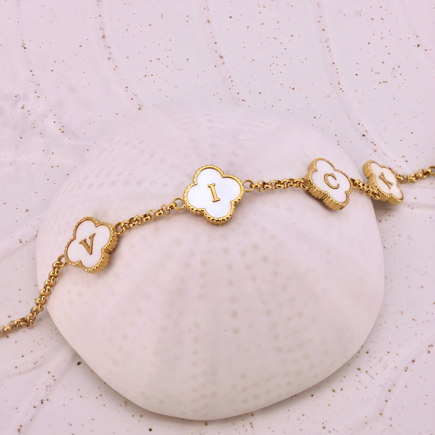 clover engraved necklace