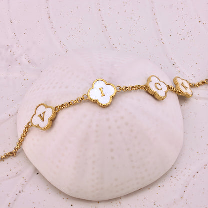 Clover Engraved Necklace