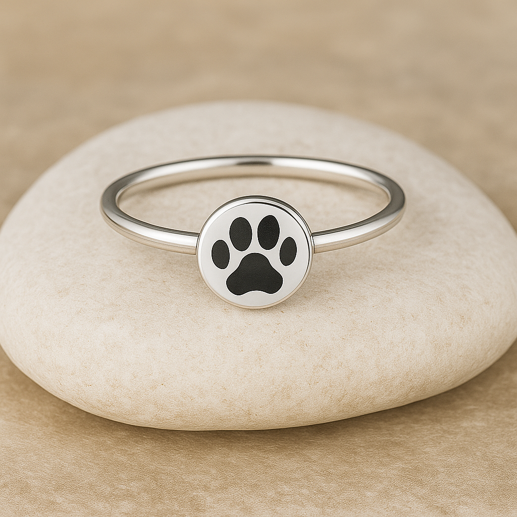 paw print ring